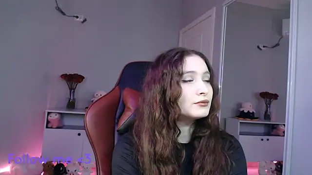 Snapshot of solitudebby chatting on April 10, 2026, 5:31 pm solitudebby online show from April 10, 2026, 5:31 pm