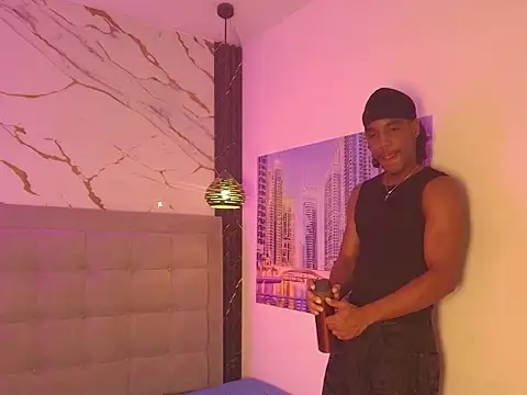 Snapshot of axel_silva4 chatting on June 2, 2026, 7:47 pm axel silva4 online show from June 2, 2026, 7:47 pm