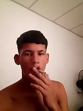 Snapshot of chicocalo chatting on April 7, 2026, 4:09 pm chicocalo online show from April 7, 2026, 4:09 pm