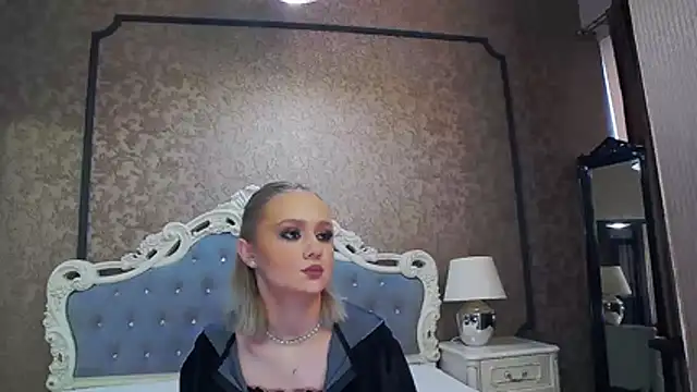 Snapshot of Ivy_Quin chatting on May 22, 2026, 4:54 am Ivy Quin online show from May 22, 2026, 4:54 am