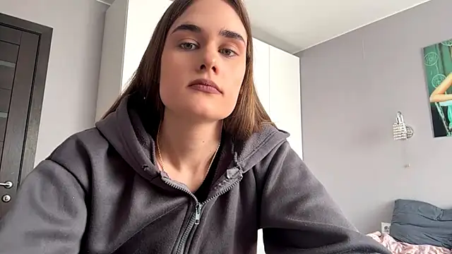 Snapshot of SharellFraleigh chatting on April 10, 2026, 12:12 pm SharellFraleigh online show from April 10, 2026, 12:12 pm