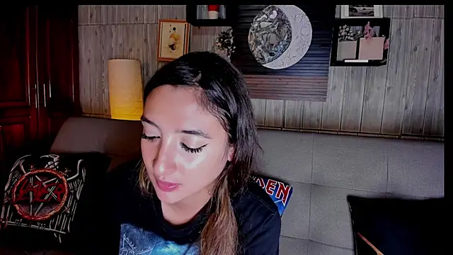 Alucarda666 online show from July 16, 2026, 9:01 pm