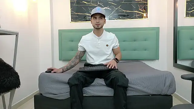 PowerLustX online show from July 13, 2026, 3:39 am