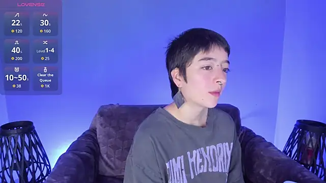 Snapshot of Atheena__ chatting on July 17, 2026, 12:13 pm Atheena online show from July 17, 2026, 12:13 pm