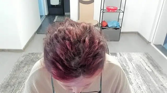 Snapshot of CatherineRowe chatting on January 19, 2025, 11:56 am CatherineRowe online show from January 19, 2025, 11:56 am