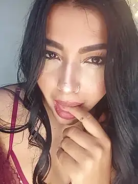 Antonella-corruso online show from May 8, 2026, 6:56 pm