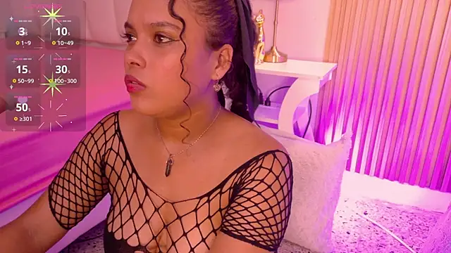 ValeriaJolie online show from April 25, 2026, 2:58 am
