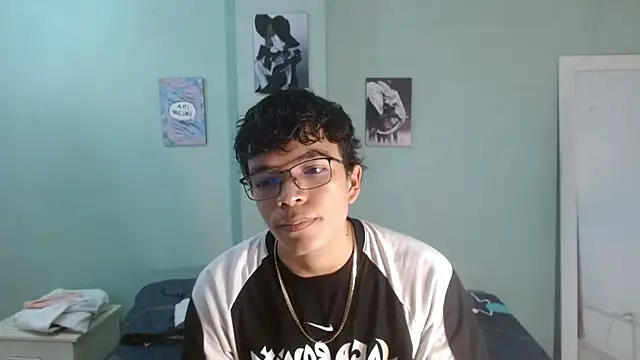 white boy78 online show from April 8, 2026, 7:26 pm