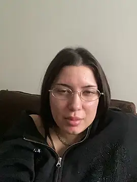 Snapshot of cherryxxox chatting on April 18, 2026, 7:07 pm cherryxxox online show from April 18, 2026, 7:07 pm