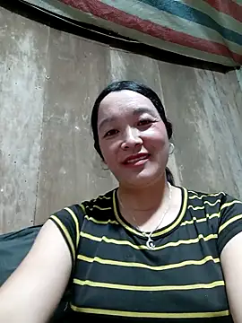 Snapshot of vanlucky2 chatting on June 2, 2026, 2:55 am vanlucky2 online show from June 2, 2026, 2:55 am