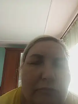 Snapshot of AureliaSky598 chatting on May 27, 2026, 5:48 am AureliaSky598 online show from May 27, 2026, 5:48 am