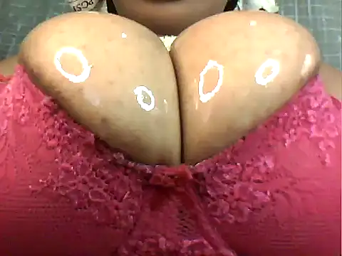 megaboobsqueen online show from July 5, 2026, 12:56 pm
