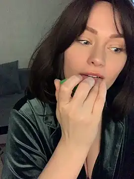 Snapshot of Ann_Hunt chatting on May 12, 2026, 9:37 am Ann Hunt online show from May 12, 2026, 9:37 am
