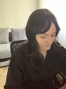 Ann Hunt online show from April 16, 2026, 7:31 am