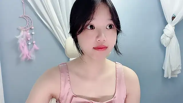 Xiaoqing00 online show from June 20, 2026, 4:17 am