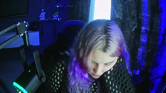 Snapshot of Sweet_Squirrel_ chatting on April 10, 2026, 10:44 am Sweet Squirrel online show from April 10, 2026, 10:44 am