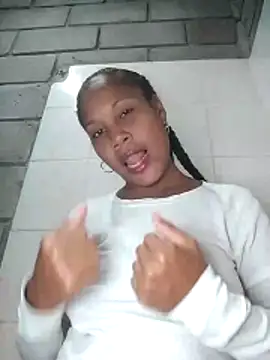Lili-Sex online show from May 23, 2026, 4:22 am