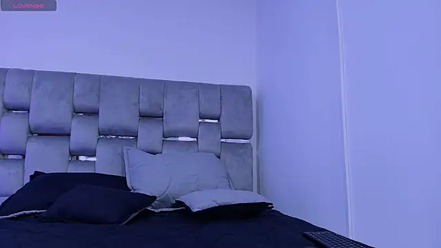 Luca Voss online show from April 15, 2026, 11:59 am