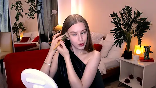 cheeky chick online show from June 9, 2026, 1:12 pm