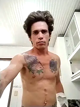 Snapshot of Bruno13travieso chatting on May 6, 2026, 3:16 pm Bruno13travieso online show from May 6, 2026, 3:16 pm