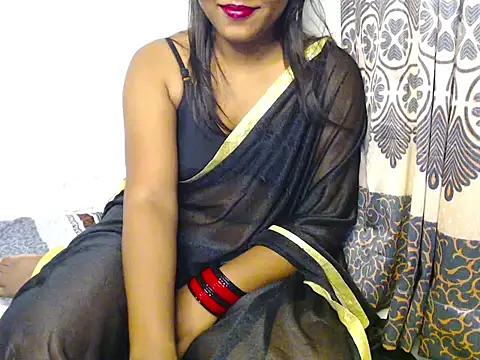 Snapshot of VelvetCoupleLive chatting on June 21, 2026, 4:07 am VelvetCoupleLive online show from June 21, 2026, 4:07 am