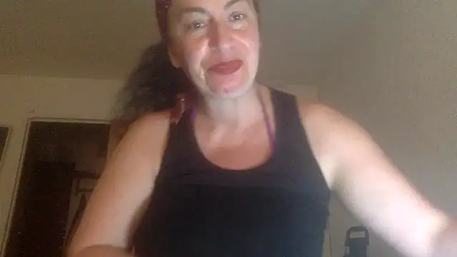 Lizzaa80 online show from July 30, 2026, 4:17 pm