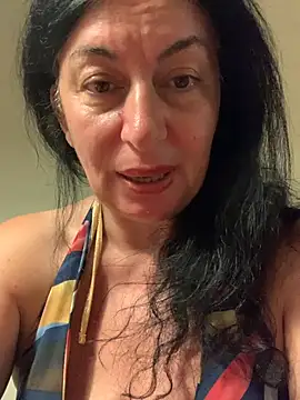 Lizzaa80 online show from July 28, 2026, 8:52 pm