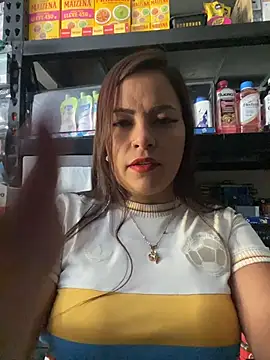 Snapshot of MIA_ROSSEEE chatting on June 11, 2026, 7:22 pm MIA ROSSEEE online show from June 11, 2026, 7:22 pm