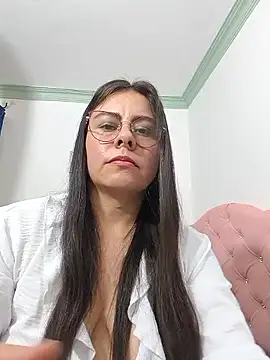 Snapshot of Celeste_Archer chatting on June 1, 2026, 3:22 pm Celeste Archer online show from June 1, 2026, 3:22 pm