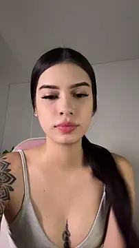 Snapshot of Giiasteele chatting on July 17, 2026, 12:41 am Giiasteele online show from July 17, 2026, 12:41 am