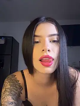 Snapshot of Giiasteele chatting on June 4, 2026, 12:59 am Giiasteele online show from June 4, 2026, 12:59 am