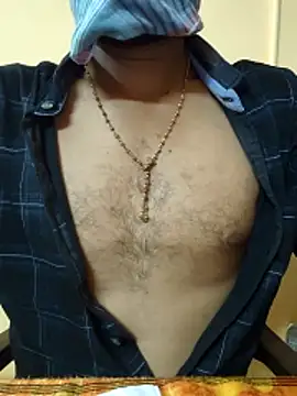 bullhottamil online show from April 11, 2026, 3:59 pm