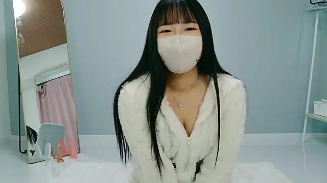 yuno 168 online show from April 18, 2026, 7:44 am