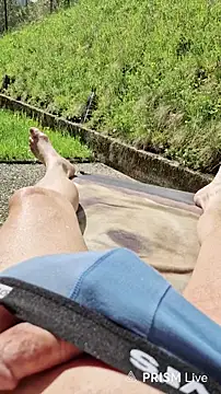 Hotboy18x6 online show from April 15, 2026, 12:53 pm