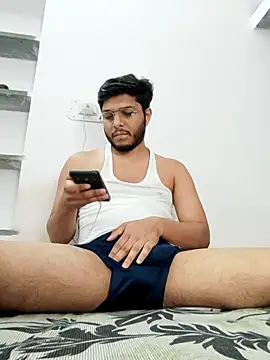 Snapshot of boy0077X chatting on April 9, 2026, 9:26 am boy0077X online show from April 9, 2026, 9:26 am