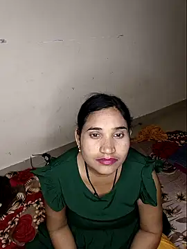 Hot night online show from April 14, 2026, 9:09 pm