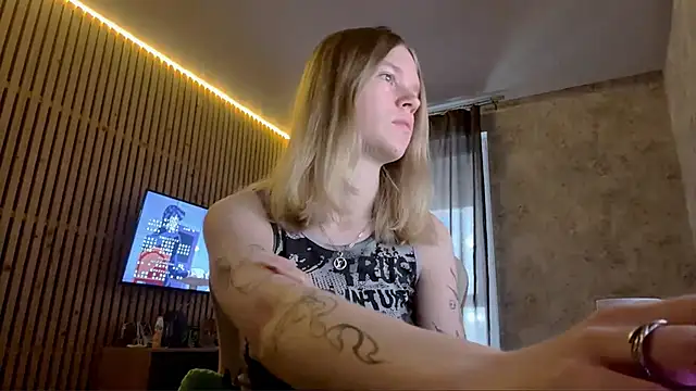 StaciDrier online show from April 9, 2026, 1:28 pm