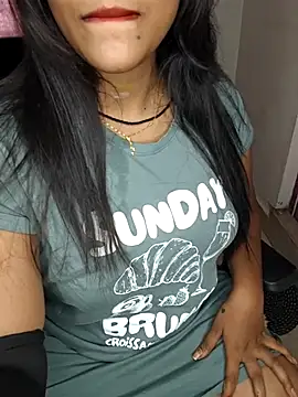 Tamilmoon006 online show from July 14, 2026, 5:01 am