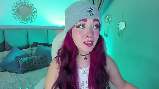 Leah cherry online show from June 25, 2026, 10:37 pm