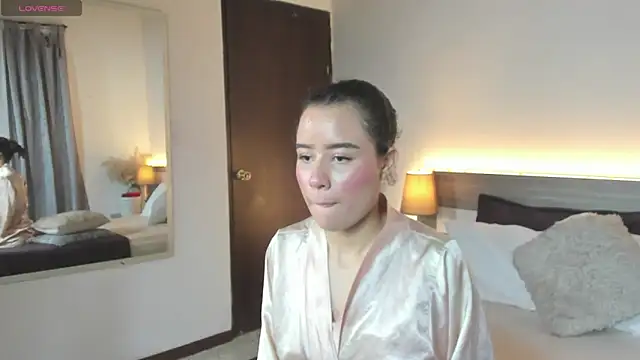 Snapshot of Migatica_johnson12 chatting on July 1, 2026, 9:20 am Migatica johnson12 online show from July 1, 2026, 9:20 am
