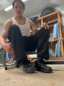 Thurealsexy online show from April 9, 2026, 8:26 pm