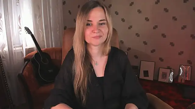 MiaSparkes online show from June 26, 2026, 8:53 am
