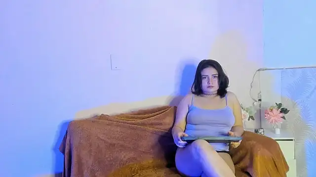 Nessa blair online show from April 13, 2026, 4:05 am