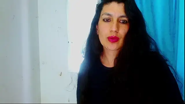 Snapshot of diosa_gil chatting on April 9, 2026, 9:32 pm diosa gil online show from April 9, 2026, 9:32 pm