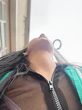 ariella 11 online show from April 14, 2026, 6:57 pm