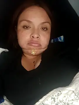 Snapshot of Lina19_93 chatting on April 12, 2026, 1:42 am Lina19 93 online show from April 12, 2026, 1:42 am