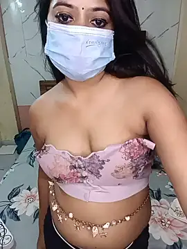 dearmona00 online show from June 24, 2026, 8:17 pm