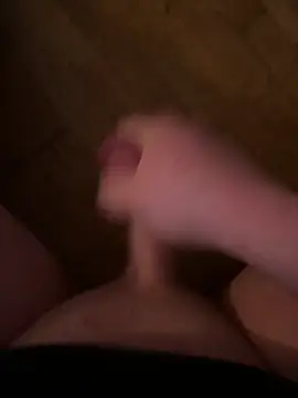 paullove69 online show from April 15, 2026, 4:07 am