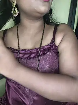 Snapshot of ur_love_kannada1 chatting on May 5, 2026, 10:18 am ur love kannada1 online show from May 5, 2026, 10:18 am