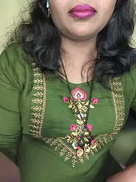 Snapshot of ur_love_kannada1 chatting on May 19, 2026, 5:42 pm ur love kannada1 online show from May 19, 2026, 5:42 pm